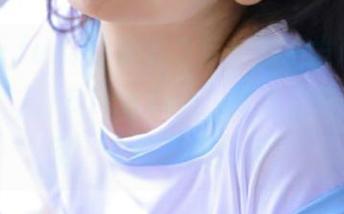 登录了之后，我才发现“hpptt ://51cg.fun”简直是吃瓜的天堂，衣服都懒得穿！