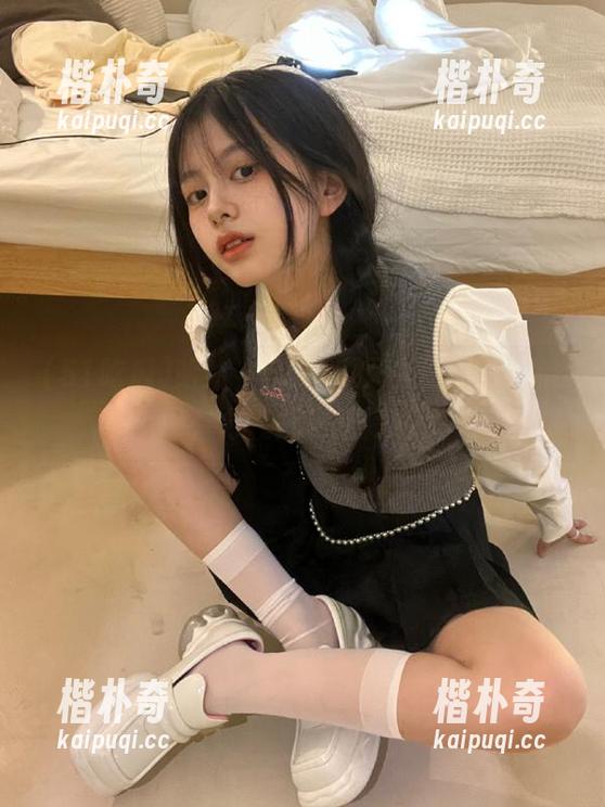 哈哈,51吃瓜又变网址了,谁还有力气找传送门啊? 哈哈,51吃瓜又变网址了,谁还有力气找传送门啊?