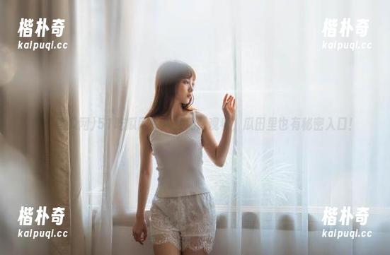 51吃瓜网：永久免费观看，瓜田里也有秘密入口！