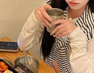 52吃瓜在线：说的不知道，但我就是爱偷吃这些瓜。