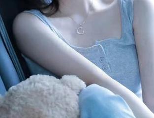 吃瓜的时候千万别闹，先登录91hl黑料确认一下瓜的真相。