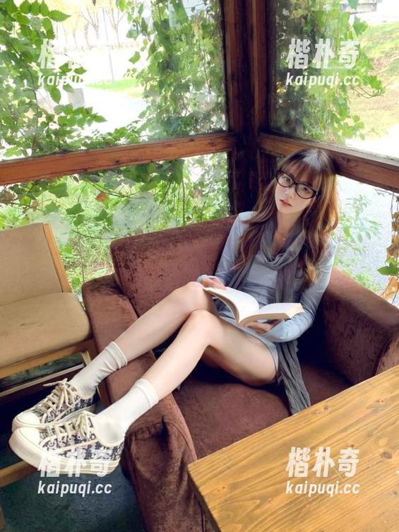 91吃瓜群众:任你随便吃,网页评论区我来守护! 91吃瓜群众:任你随便吃,网页评论区我来守护!