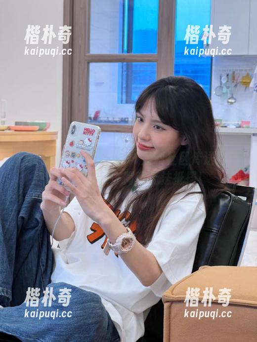 跳进91黑料社区传送门：吃瓜的快乐，简直无法抵挡！