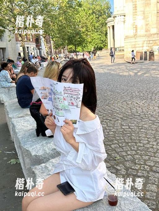 别告我太多信息，快给我传送门去qq吃瓜群，那里太过真实了！