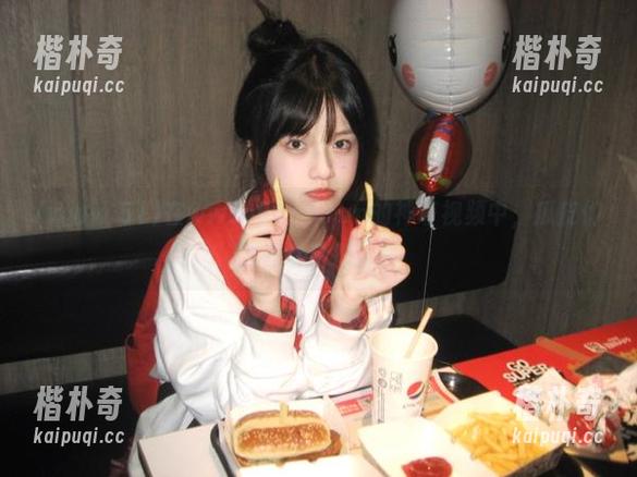 在www.51cg.fun的神奇视频中，瓜皮们的日常精彩纷呈