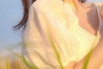 心情不好？来“www.吃瓜.com”逛逛，顺便收藏几个让你乐呵的八卦！