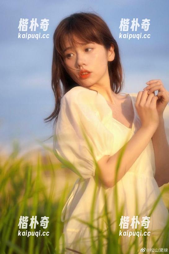 心情不好?来“www.吃瓜.com”逛逛,顺便收藏几个让你乐呵的八卦! 心情不好?来“www.吃瓜.com”逛逛,顺便收藏几个让你乐呵的八卦!