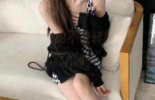 今天的不快转瞬即逝，先登录“五一吃瓜”吃个小“瓜”解压吧！