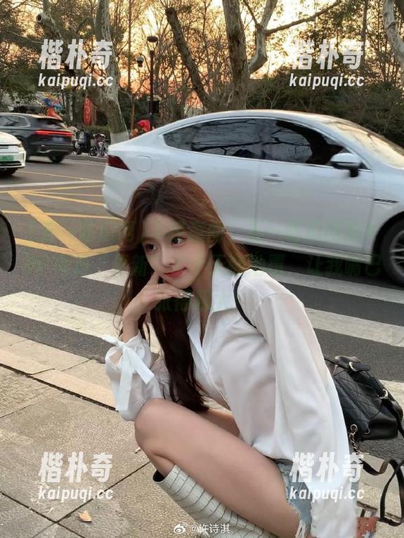 不经意间，五一吃瓜网的APP官方“更新”了个天翻地覆，让我嘴巴张得超大！