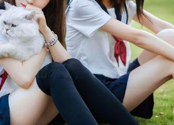 瓜友们！今日吃瓜入口开启，热门大瓜蹦出来了，你准备好接招了吗？
