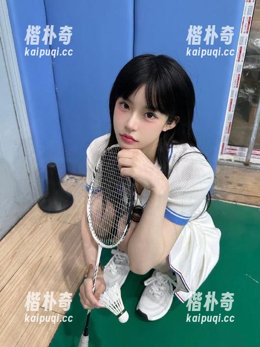 “今日吃瓜”，我又来了！观看那些热门事件，感觉自己就像个八卦探子。