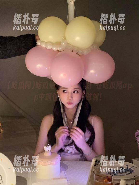 吃瓜情报一拜收藏！在吃瓜网app中抓住每个精彩时刻！