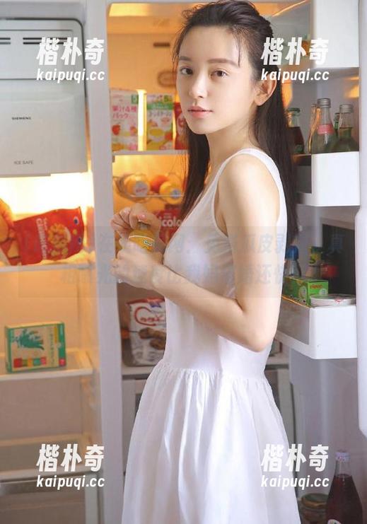 在线吃瓜网:免费瓜皮剥落,真相曝光的速度比我妈催婚还快! 在线吃瓜网:免费瓜皮剥落,真相曝光的速度比我妈催婚还快!