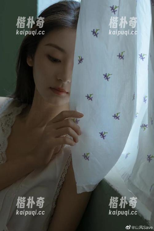 传送门开启，吃瓜网全新的探索之旅，你还在等什么？这里有免费的瓜等着你！