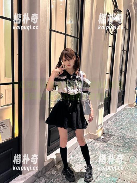 在线看抖音网红的精彩瞬间，吃瓜网址直击心底最软的地方！