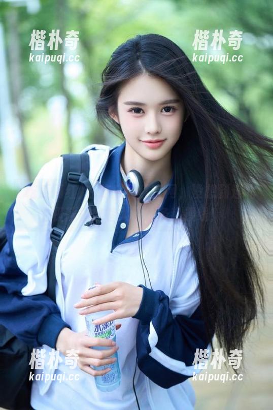 在吃瓜网红官网，没想到连北极熊都被卷入了这条热搜线！