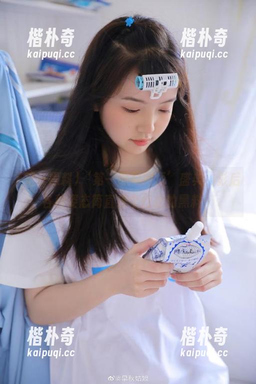 ‘第一黑料网页’盛典，影后各种姿态简直是个行走的黑料！