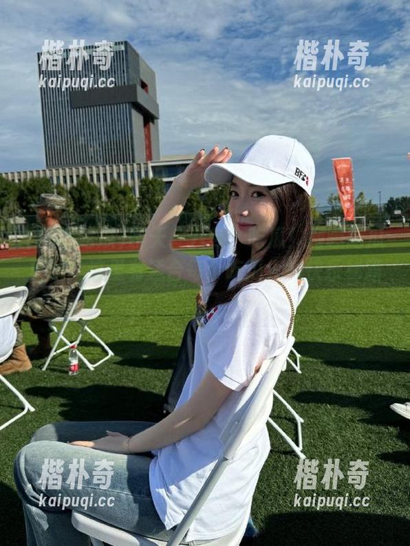 聊天、八卦、吃瓜!网曝吃瓜更新,这里有适合每个吃瓜人的快乐秘籍! 聊天、八卦、吃瓜!网曝吃瓜更新,这里有适合每个吃瓜人的快乐秘籍!