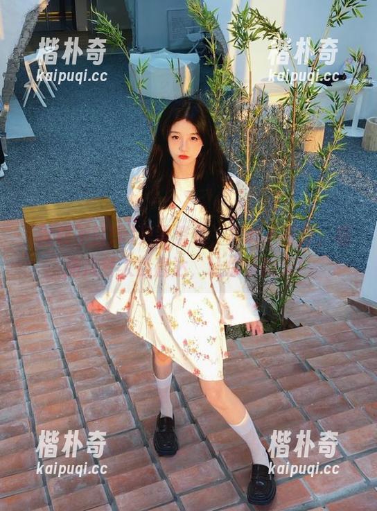 只需登录,黑料不打烊,极品八卦入口直达,让你乐翻天! 只需登录,黑料不打烊,极品八卦入口直达,让你乐翻天!