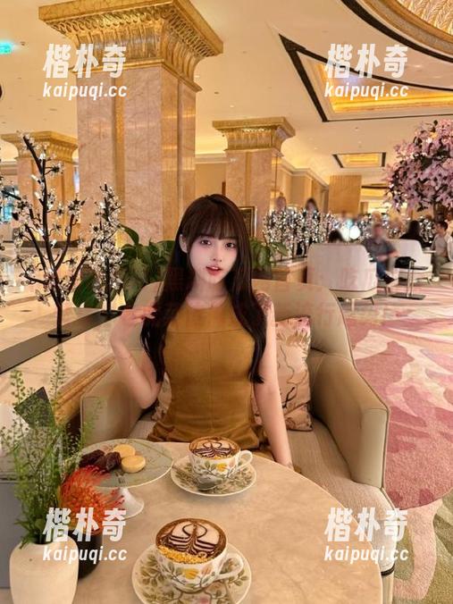 黑料吃瓜网首页：吃瓜群众聚集，老虎菜仿佛成了新流行趋势！