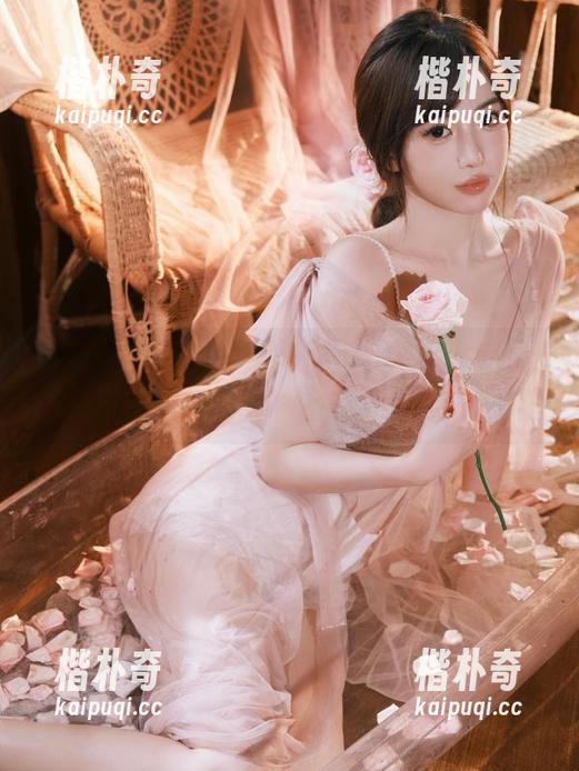 黑料社地址揭秘：下载这款“秘密武器”，做个超能吃瓜群众！