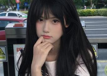 随手收藏黑料网的免费内容，简直是吃瓜路上的福音！