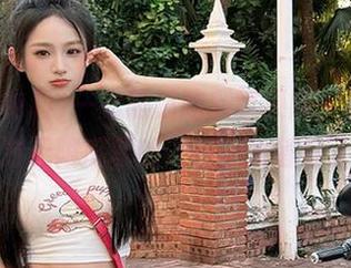 一款黑瓜吃料苹果版，带你感受前方无限瓜源的诱惑，准备好了吗？
